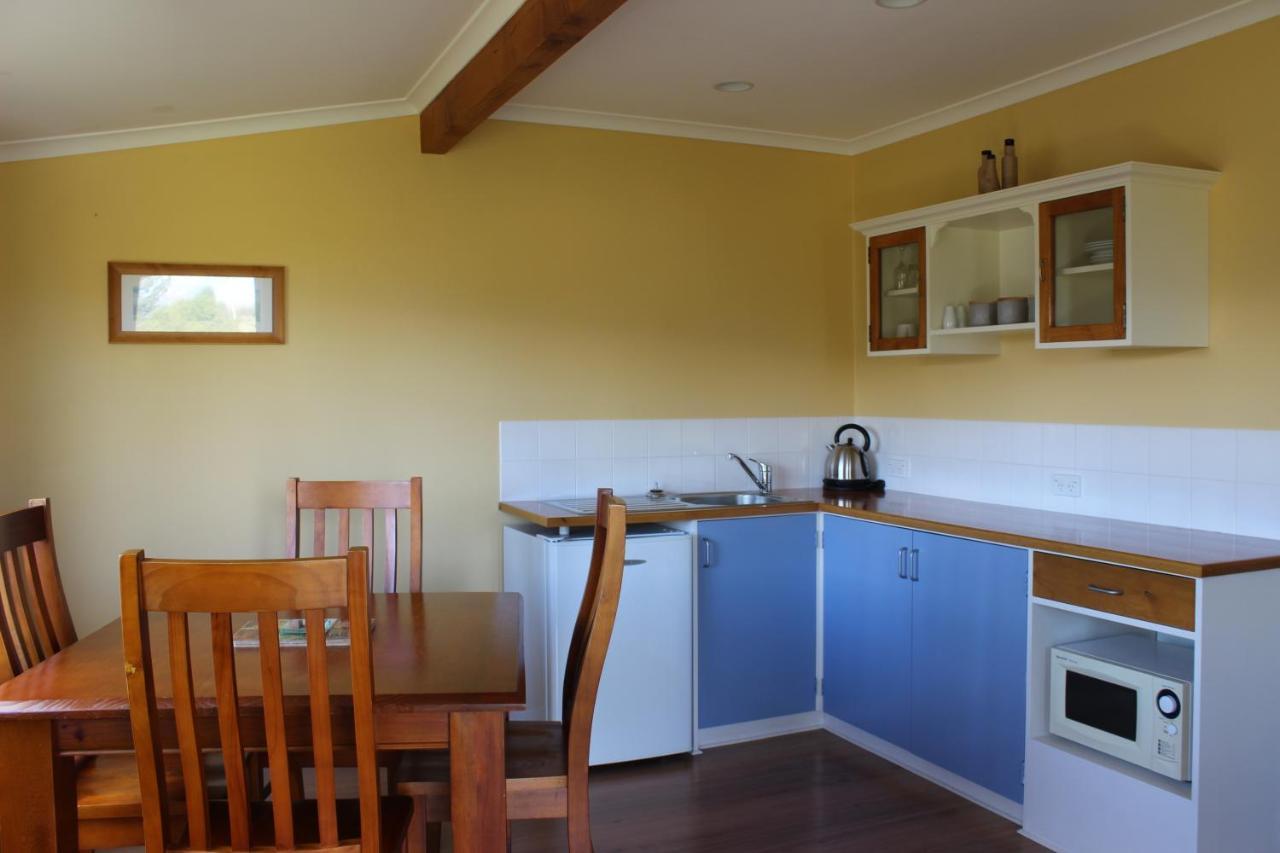 Blue Thistle Cottages Те Анау Екстериор снимка