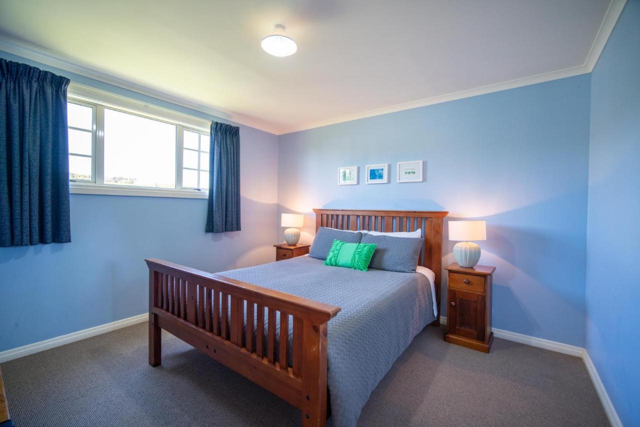 Blue Thistle Cottages Те Анау Екстериор снимка