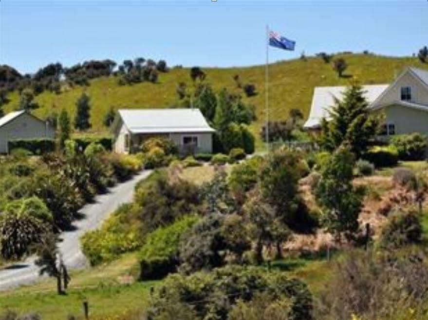 Blue Thistle Cottages Те Анау Екстериор снимка